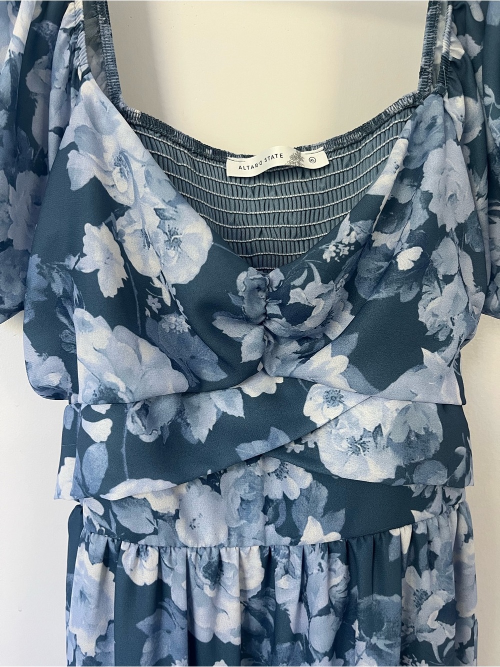 Altar’d State XL Blue Floral Maxi Dress with Puff Sleeves - Picture 4 of 14